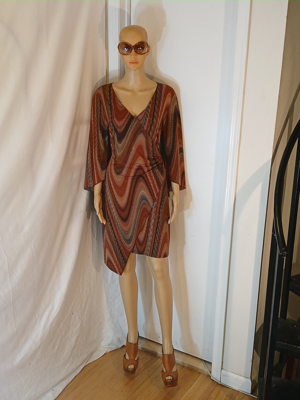 Stunning Like New Ralph Lauren Earthtone Multicolor Asymmetrical Dress.